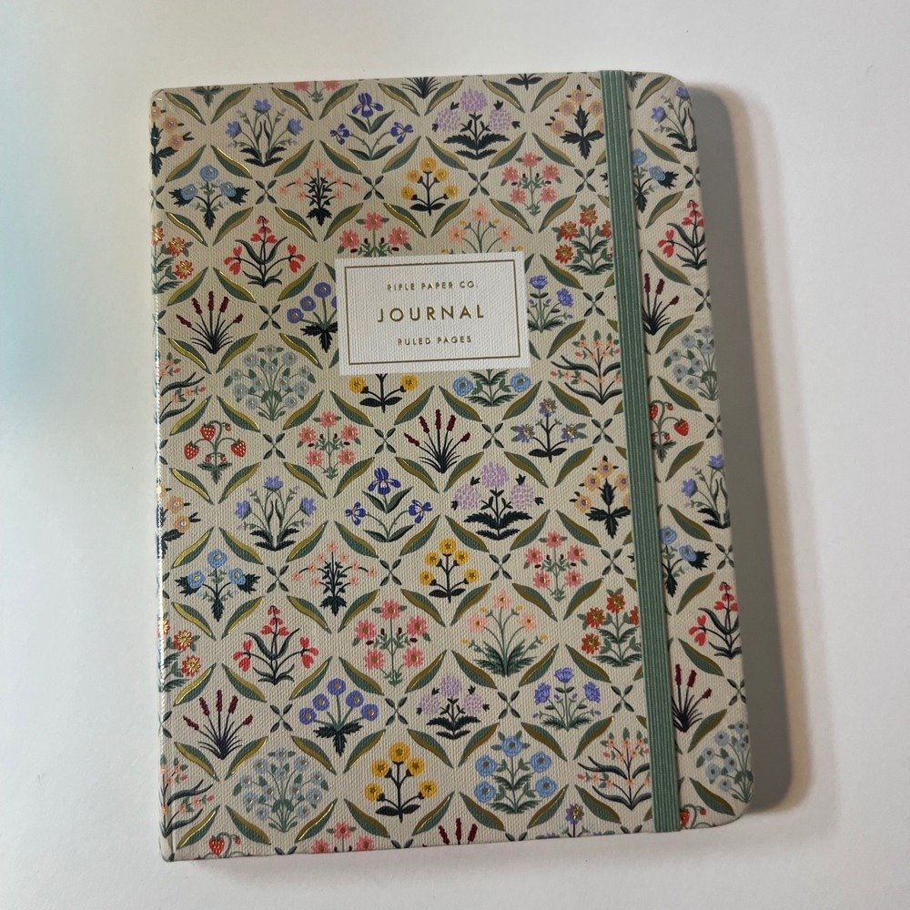 Rifle Paper Co Estee Journal w Pen Floral Pattern 144 Ruled Pages NIP